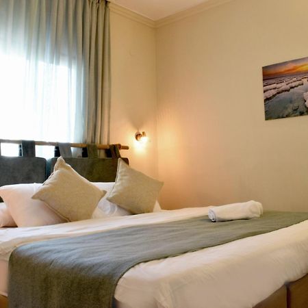 כפר נופש קלי"ה ים המלח Hotel Kalia Bagian luar foto