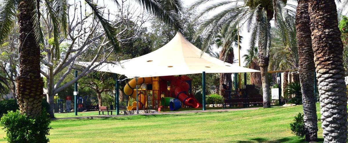 כפר נופש קלי"ה ים המלח Hotel Kalia Bagian luar foto