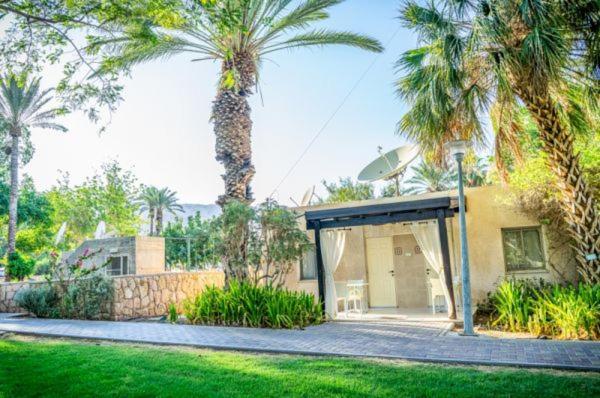 כפר נופש קלי"ה ים המלח Hotel Kalia Bagian luar foto